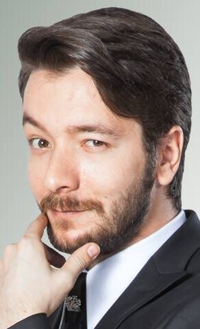 Арин Кусаксиоглу